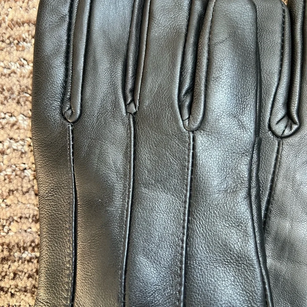 Women’s Leather Gloves Black Size Medium NEW